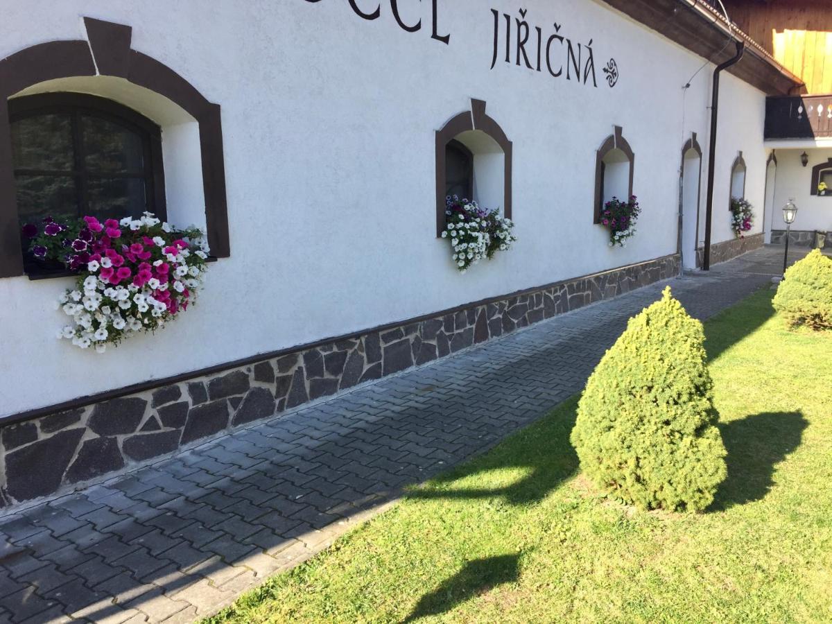 Hotel Jiricna Susice Exterior photo